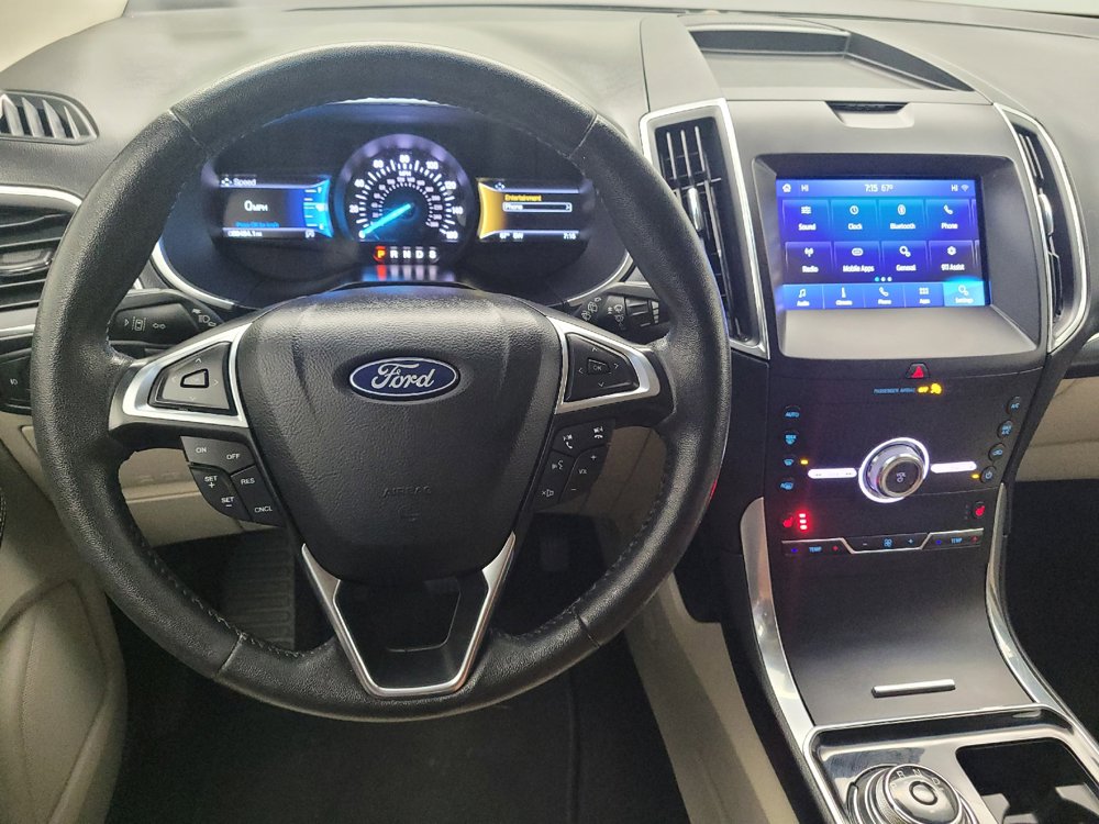 Used 2020 Ford Edge Titanium w/ Cargo Accessory Package FWD image 22