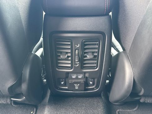 Used 2024 Dodge Durango R/T RWD image 25