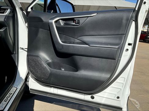 Used 2024 Toyota RAV4 LE image 25