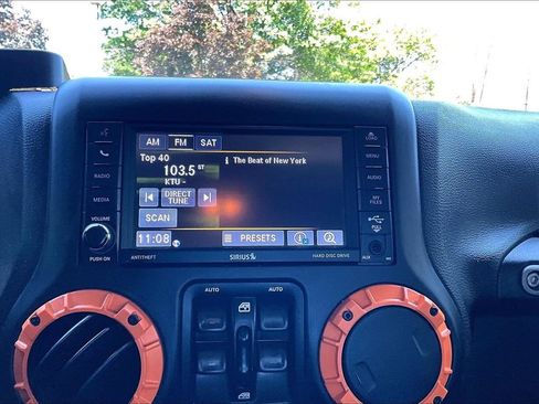 Used 2017 Jeep Wrangler Unlimited Sport AWD/4WD image 24