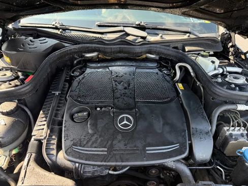 Used 2014 Mercedes-Benz E 350 4MATIC Sedan image 11