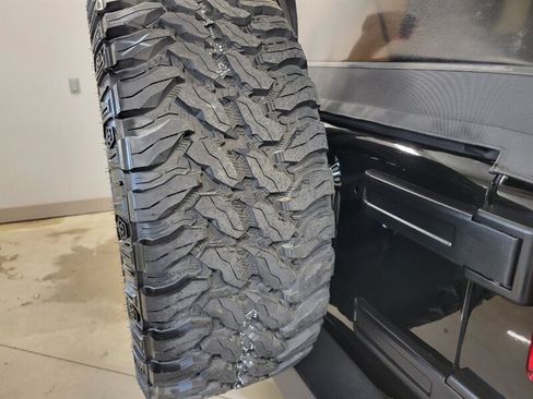 Used 2016 Jeep Wrangler Unlimited Sport w/ Quick Order Package 24S AWD/4WD image 16