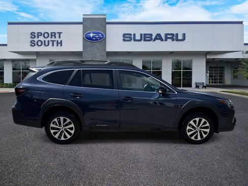 Certified 2024 Subaru Outback Premium AWD/4WD image 2