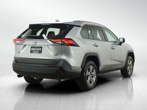 Used 2025 Toyota RAV4 LE AWD/4WD image 7