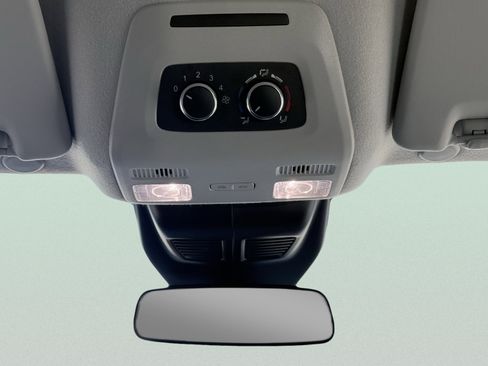 Used 2023 Ford Transit 350 XL image 47