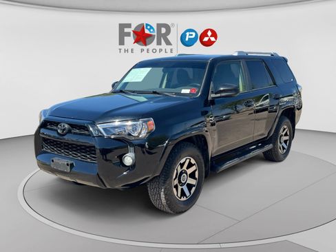 Used 2015 Toyota 4Runner SR5 RWD image 1