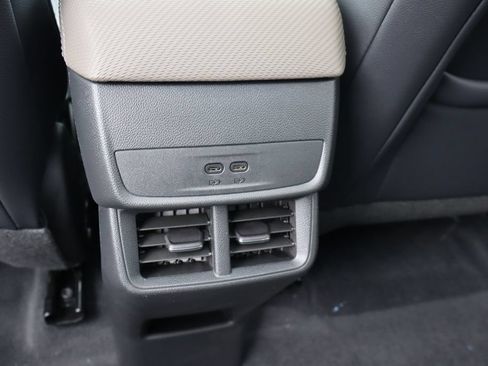 New 2027 Chevrolet Equinox LT w/ Convenience Package II AWD/4WD image 23