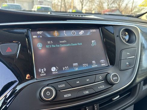 Certified 2019 Buick Envision Essence image 12