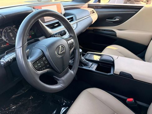 Used 2020 Lexus ES 350 w/ Premium Package FWD image 18