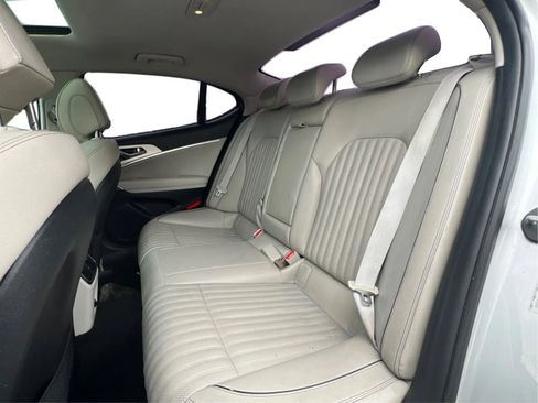 Used 2019 Genesis G70 2.0T Advanced w/ Elite Package RWD image 17