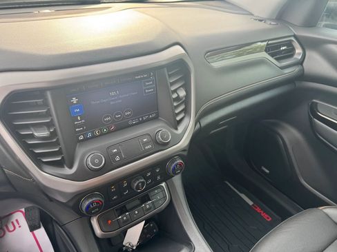 Used 2023 GMC Acadia AT4 w/ Preferred Package AWD/4WD image 18