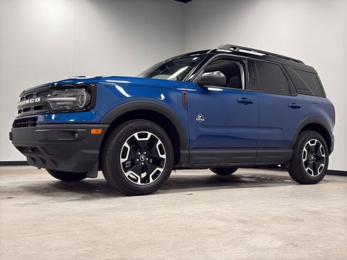 Used 2024 Ford Bronco Sport Outer Banks w/ Tech Package image 4