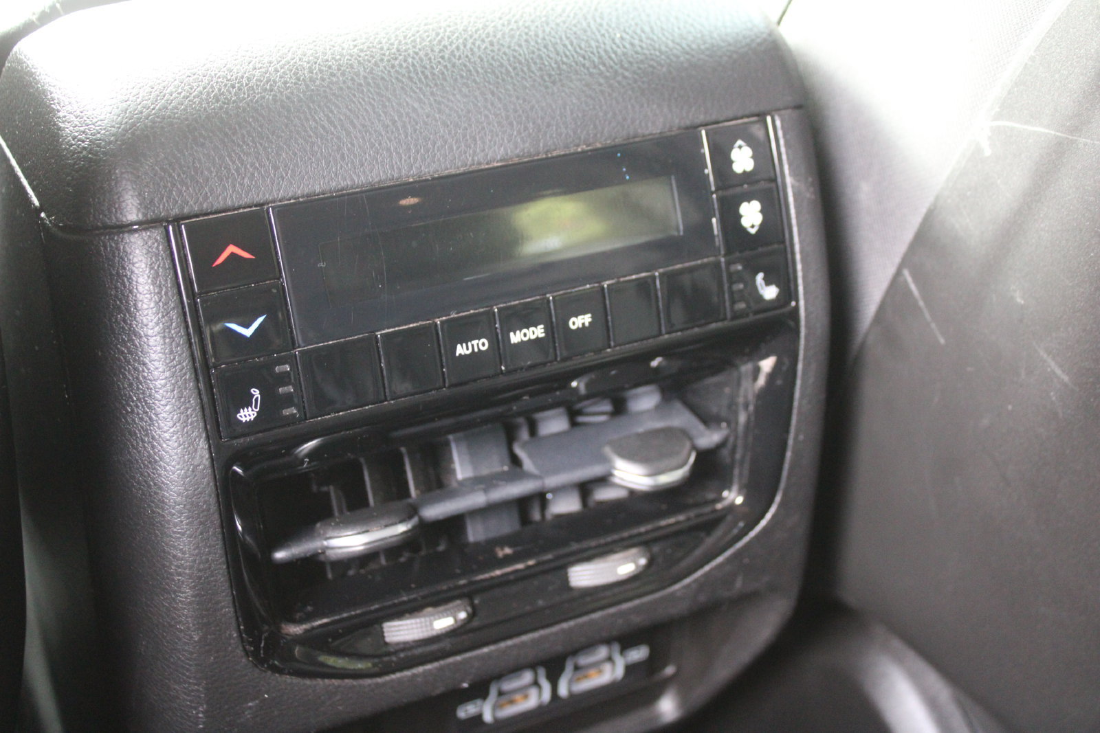 Used 2022 Jeep Grand Cherokee L Limited RWD image 26