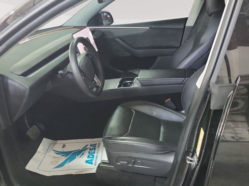 Used 2026 Tesla Model Y 2WD image 4