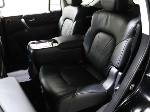 Used 2017 INFINITI QX80 Base w/ Deluxe Technology Package image 10