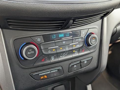 Used 2019 Ford Escape SEL AWD/4WD image 17
