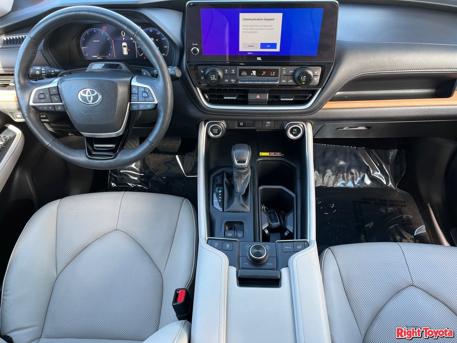 Certified 2025 Toyota Grand Highlander AWD image 16