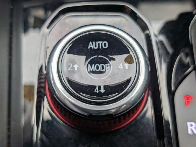 Used 2024 GMC Canyon AT4X AWD/4WD image 24