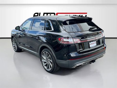 Used 2023 Lincoln Nautilus Reserve w/ Equipment Group 201A image 5