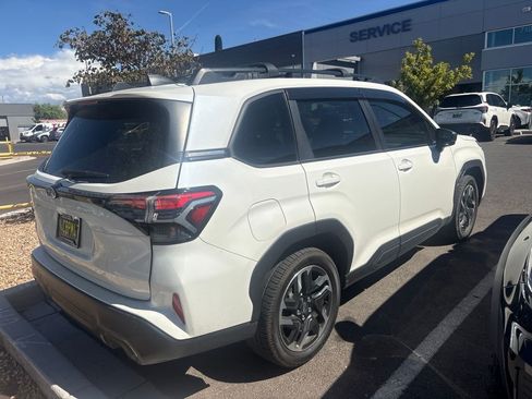 Used 2025 Subaru Forester Limited AWD/4WD image 3
