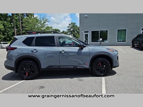 Used 2025 Nissan Rogue SV w/ Rock Creek Premium Package AWD/4WD image 33
