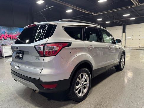 Used 2018 Ford Escape SE AWD/4WD image 6