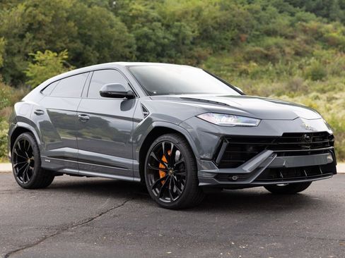 Used 2024 Lamborghini Urus S image 11
