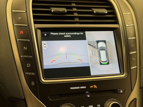 Used 2019 Lincoln Nautilus Reserve FWD image 20