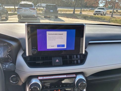 New 2025 Toyota RAV4 XLE image 26