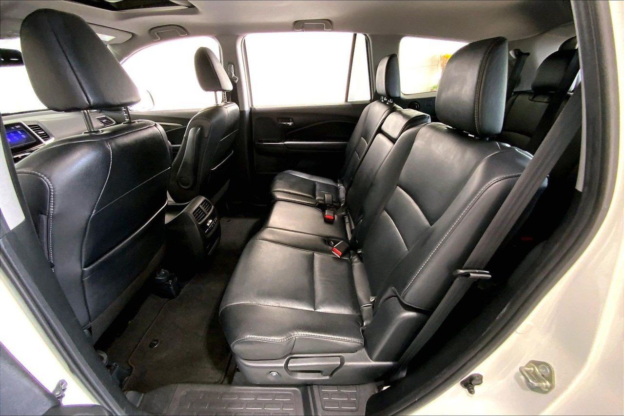 Used 2018 Honda Pilot EX-L image 19