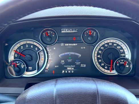 Used 2018 RAM 1500 Laramie image 24