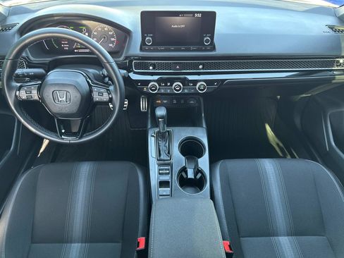 Certified 2025 Honda Civic Sport image 9