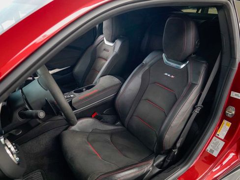 Used 2021 Chevrolet Camaro ZL1 image 4