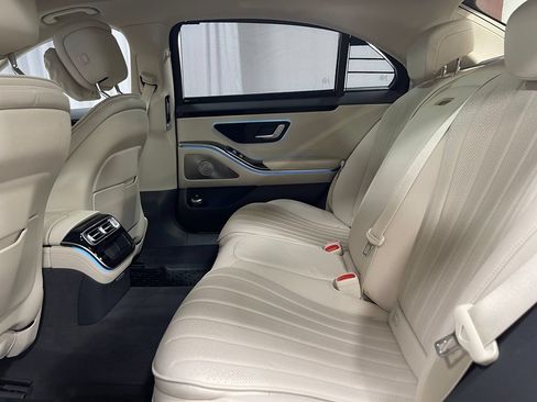 Used 2023 Mercedes-Benz S 500 4MATIC image 25