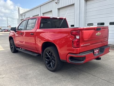 Used 2025 Chevrolet Silverado 1500 Custom RWD image 11