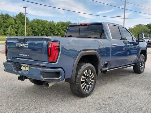 Used 2026 GMC Sierra 2500 Denali Ultimate AWD/4WD image 3