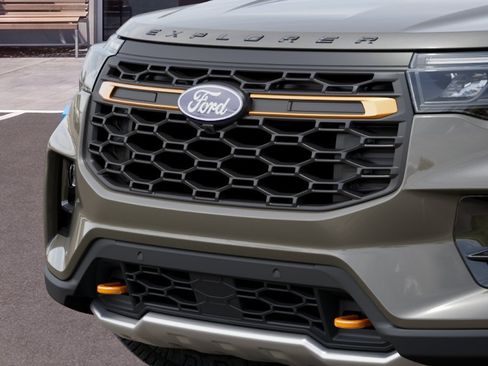 New 2027 Ford Explorer Tremor w/ Tremor Convenience Package AWD/4WD image 17