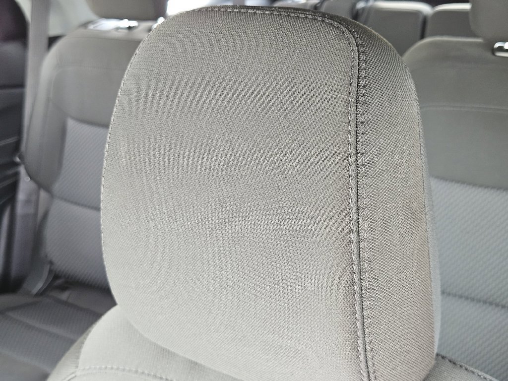 Used 2024 Ford Explorer XLT AWD/4WD image 16