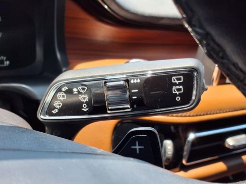 Used 2023 Lincoln Aviator Reserve w/ Equipment Group 201A RWD image 21