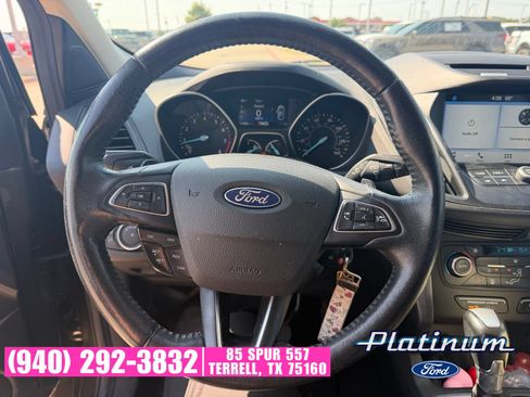 Used 2017 Ford Escape SE w/ SE Leather Comfort Package FWD image 22