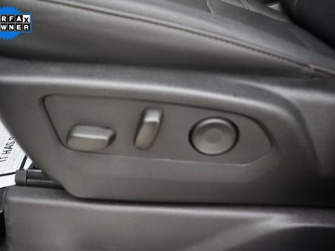 Used 2025 Chevrolet Silverado 2500 LTZ w/ LTZ Convenience Package image 6