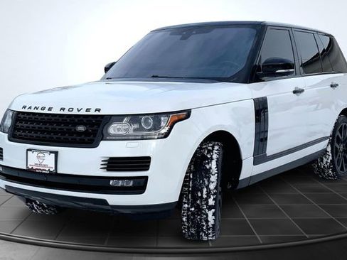 Used 2017 Land Rover Range Rover Supercharged image 4