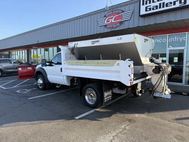 Used 2014 Ford F550 4x4 Regular Cab Super Duty image 5