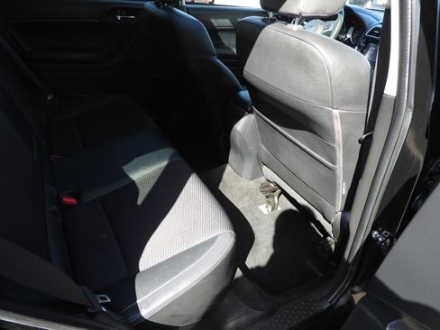 Used 2018 Subaru Forester 2.5i Premium w/ Popular Package #2A image 8