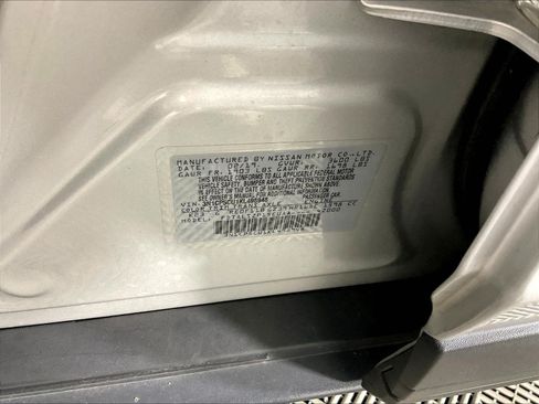 Used 2019 Nissan Kicks SV FWD image 19
