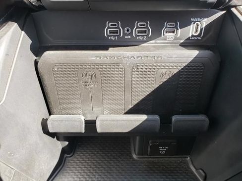 Used 2025 RAM 1500 Limited AWD/4WD image 22