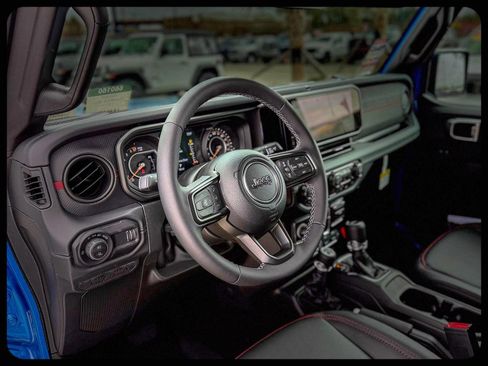 New 2026 Jeep Gladiator Rubicon image 13