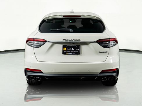 Used 2022 Maserati Levante Modena image 38