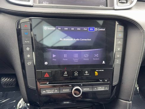 Used 2019 INFINITI QX50 Luxe w/ Navigation Package FWD image 27