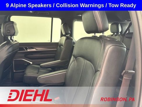 Used 2024 Jeep Wagoneer Series II AWD/4WD image 20